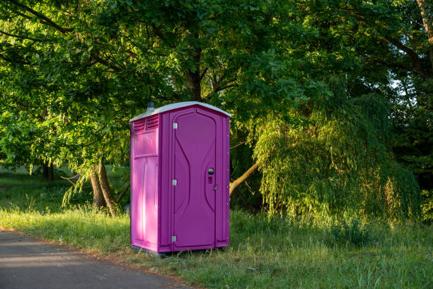 Portable bathroom rental in Centerville, TN